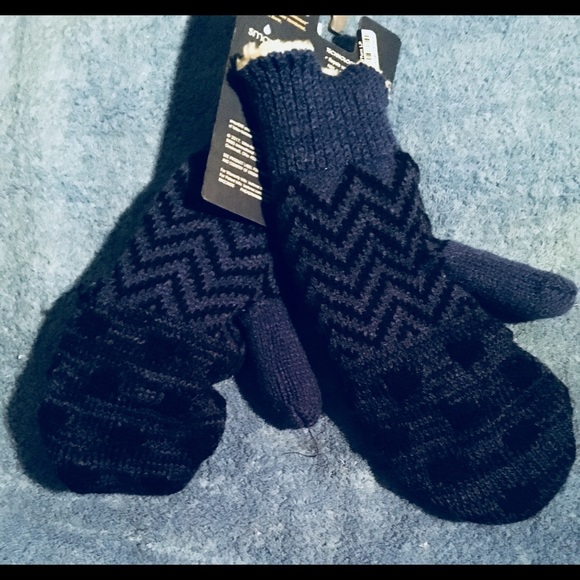 Isotoner Womens SmartDri Knitted Mittens- Blue - Picture 4 of 5